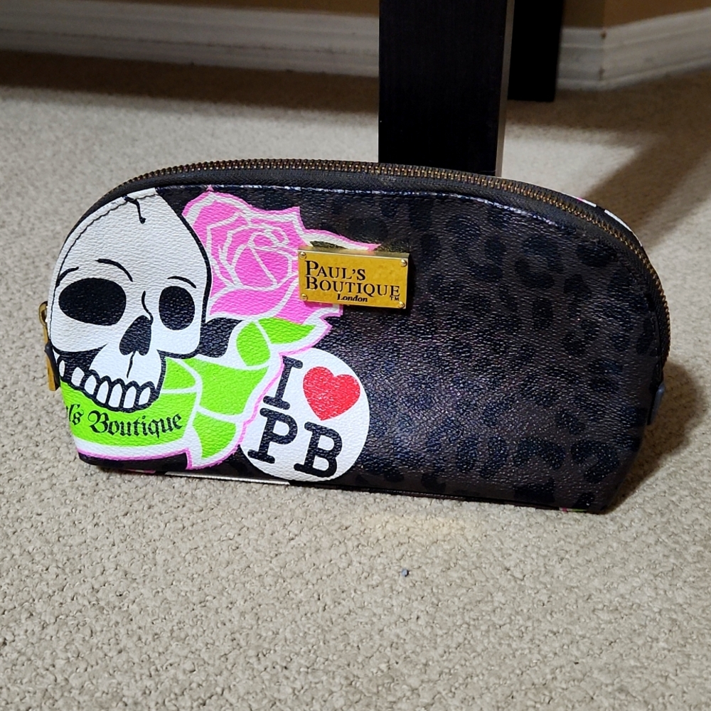 Paul's Boutique London Vintage Pouch